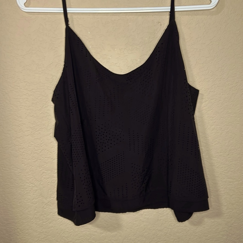 Athleta laser cut lined crop tank size S black